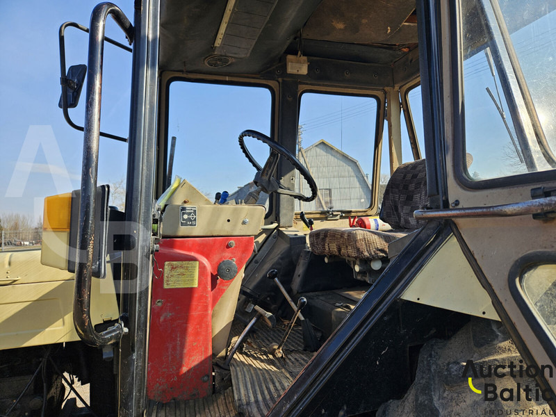 MTZ Belarus MTZ 80UK - Trator: foto 5 MTZ Belarus MTZ 80UK - Trator: foto 5