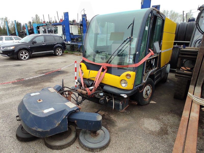 Mathieu Azura - Varredora urbana: foto 1 Mathieu Azura - Varredora urbana: foto 1