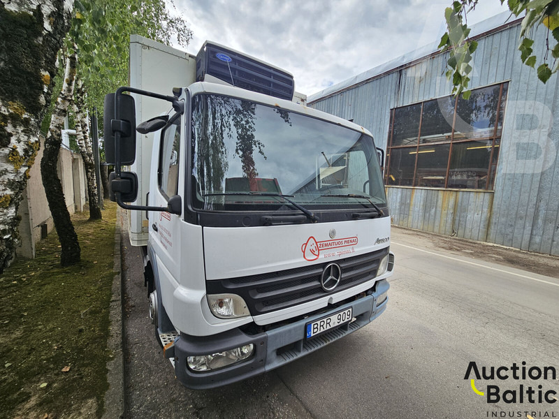 Mercedes-Benz 1018 - Camião frigorífico: foto 2 Mercedes-Benz 1018 - Camião frigorífico: foto 2