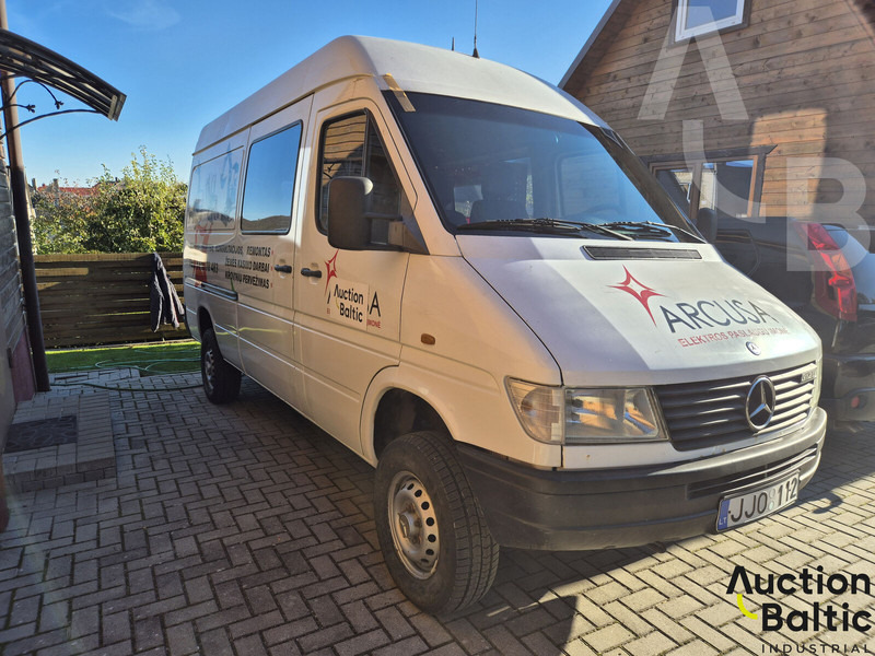 Mercedes-Benz 300-serie 312 D - Furgão: foto 2 Mercedes-Benz 300-serie 312 D - Furgão: foto 2