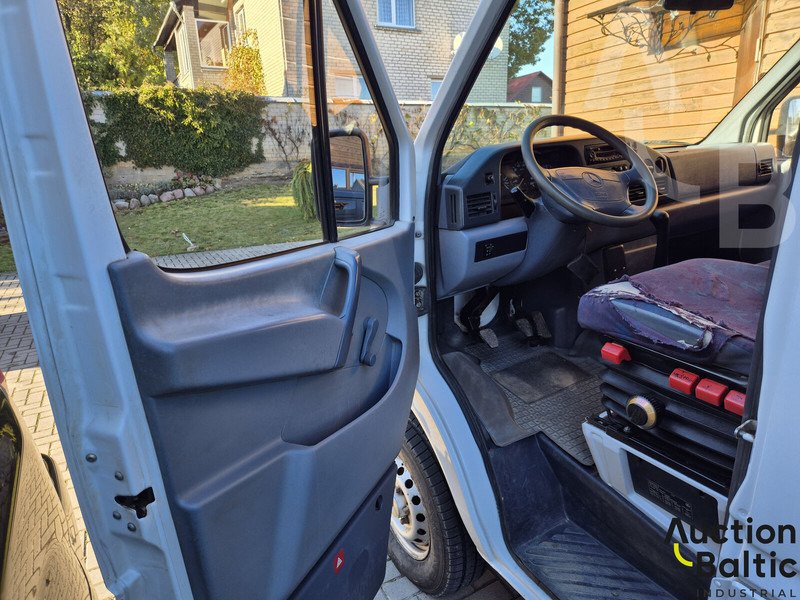 Mercedes-Benz 300-serie 312 D - Furgão: foto 5 Mercedes-Benz 300-serie 312 D - Furgão: foto 5