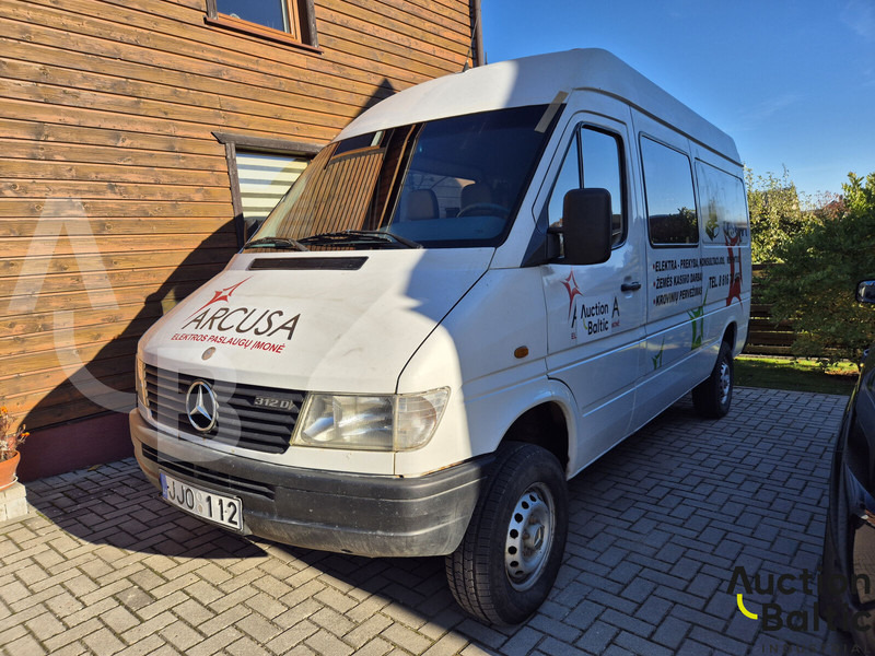 Mercedes-Benz 300-serie 312 D - Furgão: foto 1 Mercedes-Benz 300-serie 312 D - Furgão: foto 1