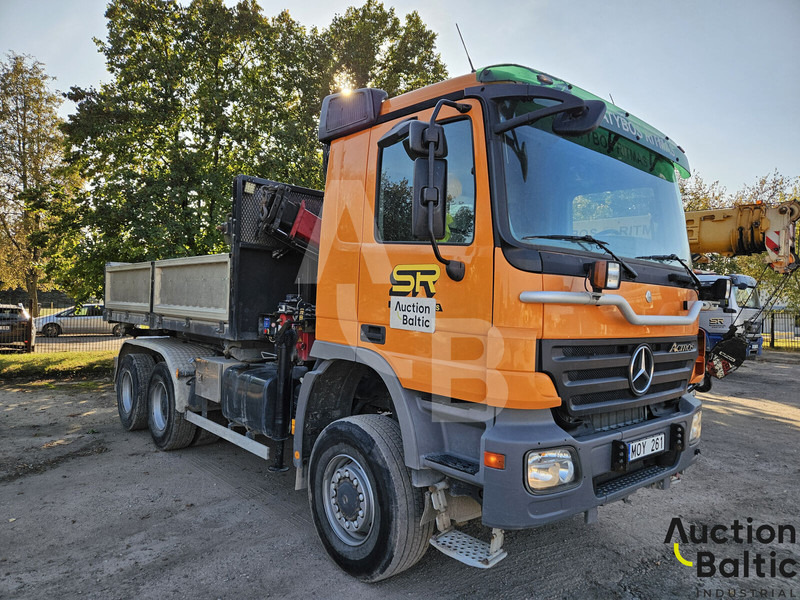 Mercedes-Benz Actros 1844 - Camião basculante, Camião grua: foto 1 Mercedes-Benz Actros 1844 - Camião basculante, Camião grua: foto 1