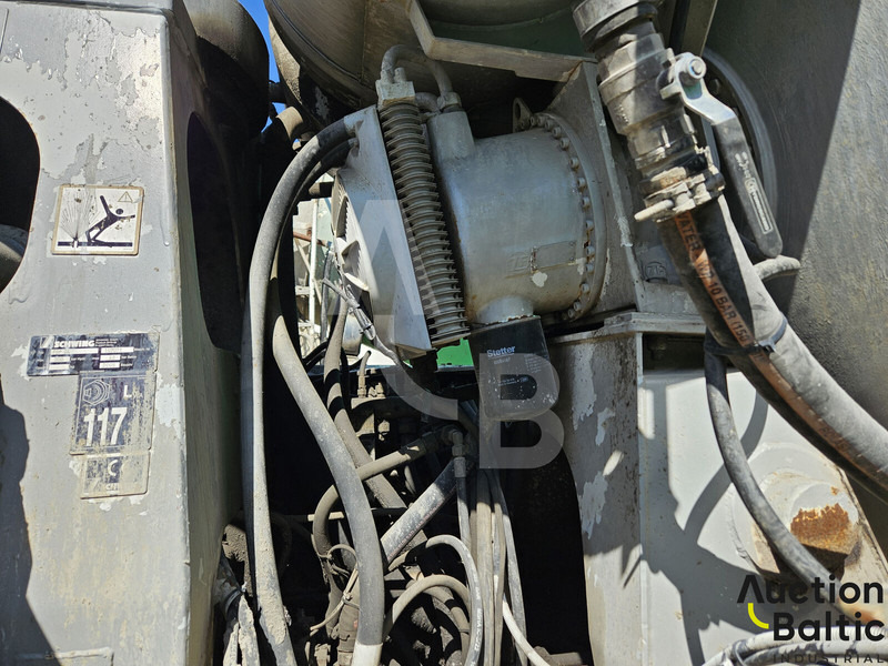 Bomba de betão estacionária Mercedes-Benz Actros 4141 B: foto 16