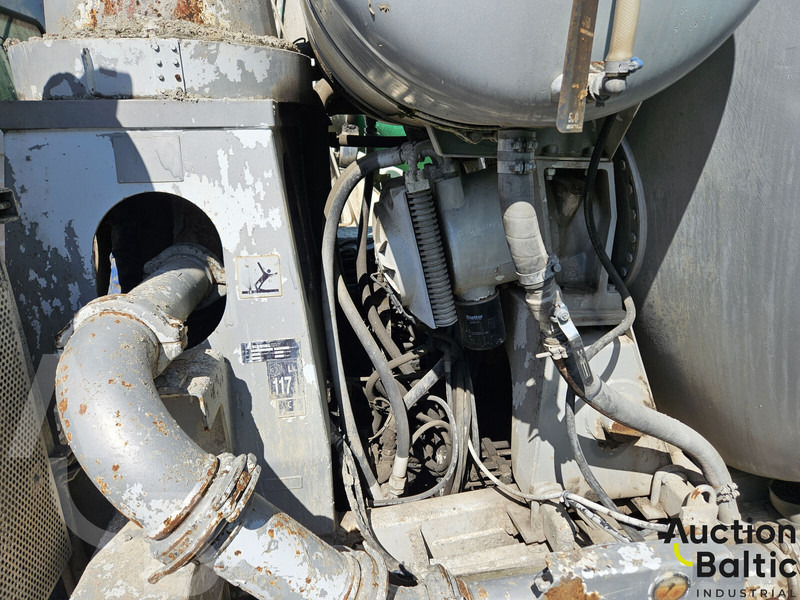 Bomba de betão estacionária Mercedes-Benz Actros 4141 B: foto 19