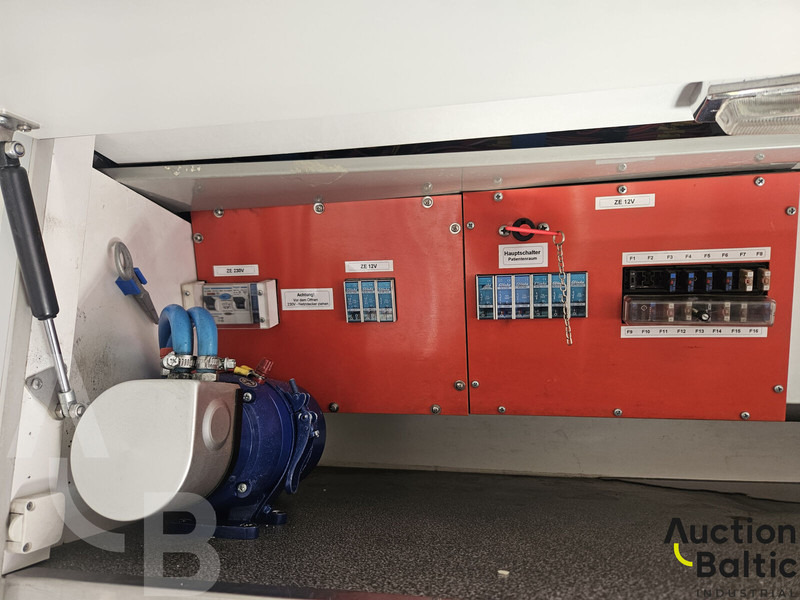 Ambulância Mercedes-Benz Sprinter: foto 14