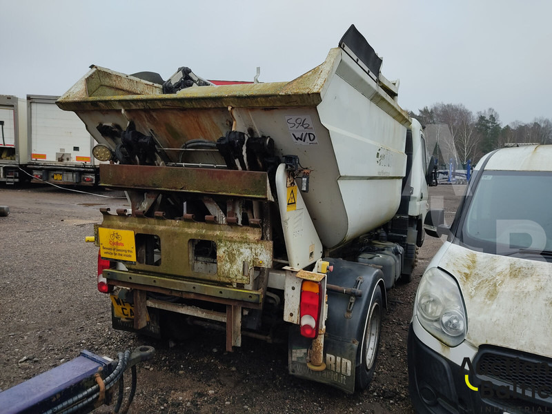 Mitsubishi Fuso - Caminhão de lixo: foto 3 Mitsubishi Fuso - Caminhão de lixo: foto 3