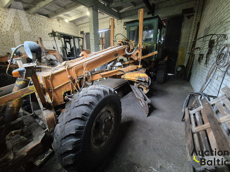 Onbekend DZ-122A-6 - Motoniveladora: foto 2 Onbekend DZ-122A-6 - Motoniveladora: foto 2