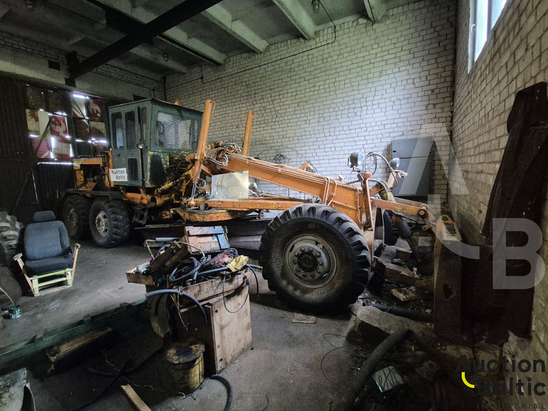 Onbekend DZ-122A-6 - Motoniveladora: foto 1 Onbekend DZ-122A-6 - Motoniveladora: foto 1