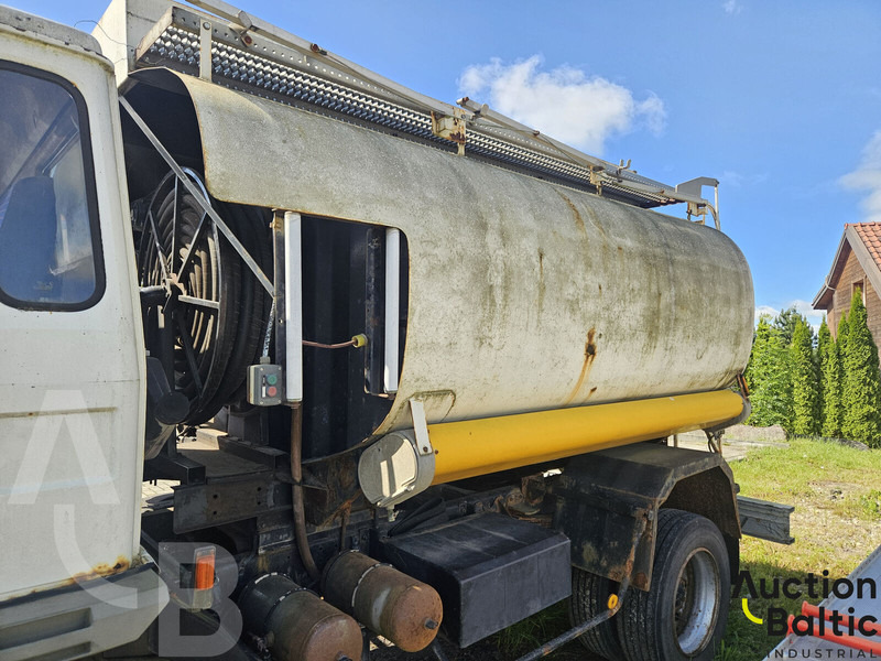 Renault Midliner S 150 - Caminhão tanque: foto 3 Renault Midliner S 150 - Caminhão tanque: foto 3