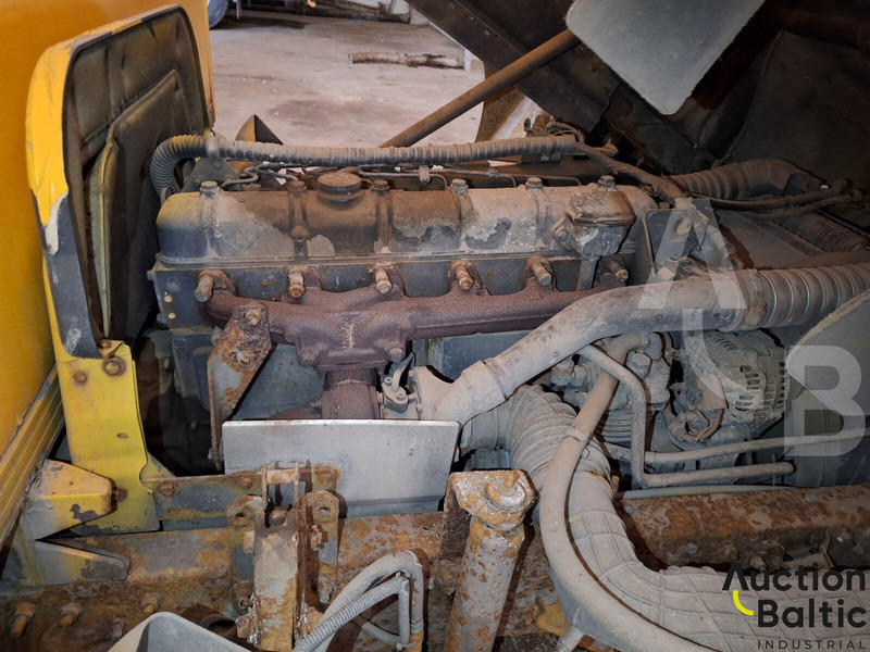 Caminhão limpa fossa Renault Midlum 180.08: foto 9