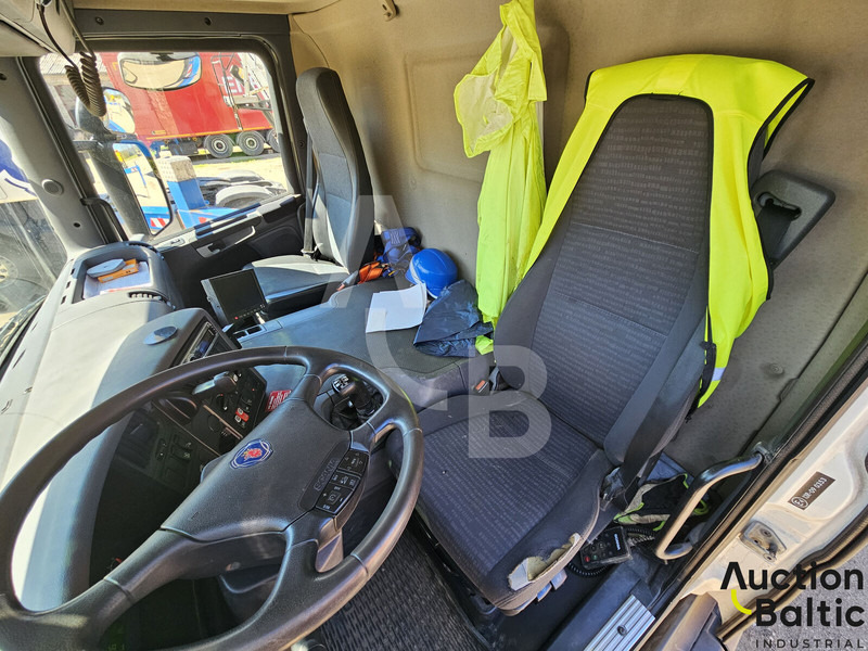 Caminhão com plataforma aérea Scania P 310: foto 11