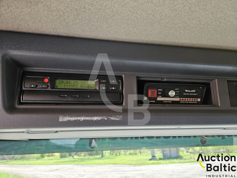 Caminhão com plataforma aérea Scania P 310: foto 19