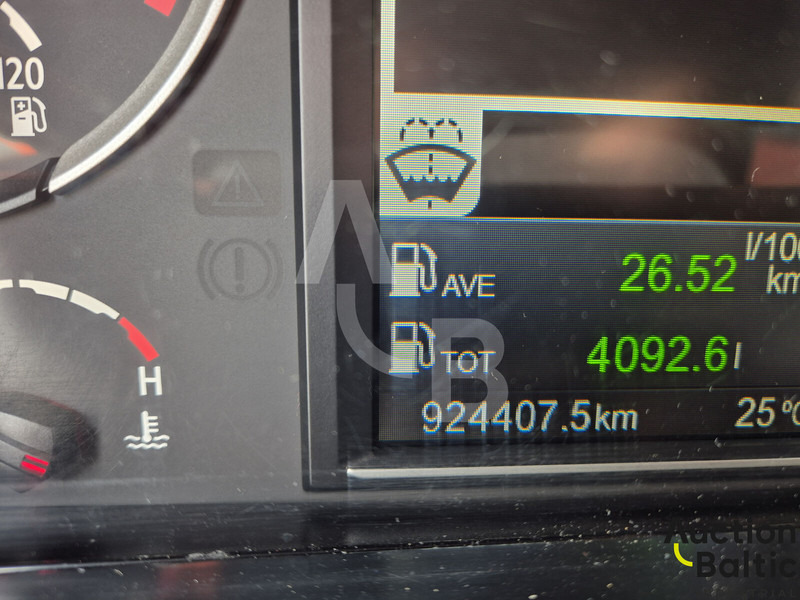 Camião chassi Scania P 450: foto 9