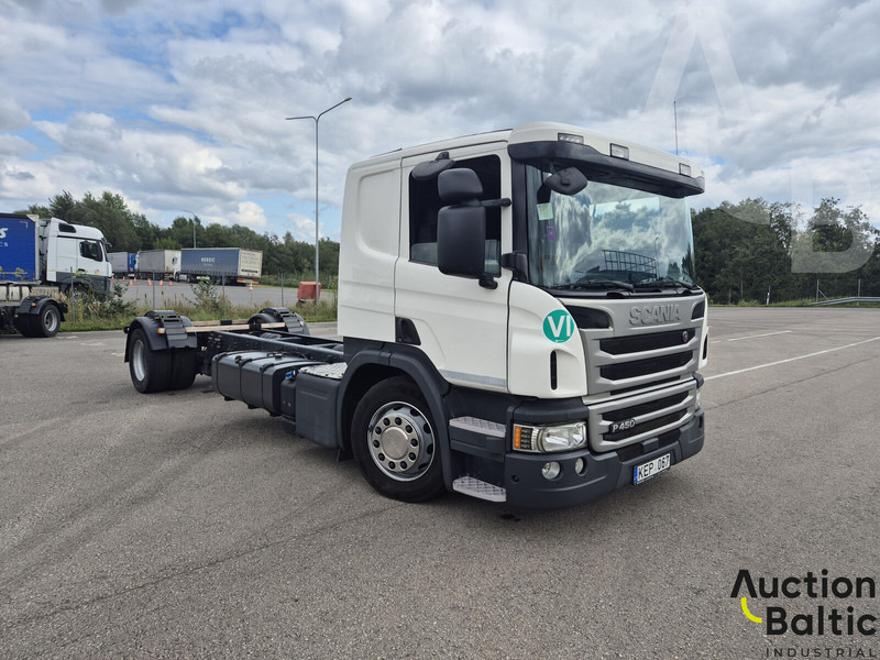Scania P 450 - Camião chassi: foto 2 Scania P 450 - Camião chassi: foto 2
