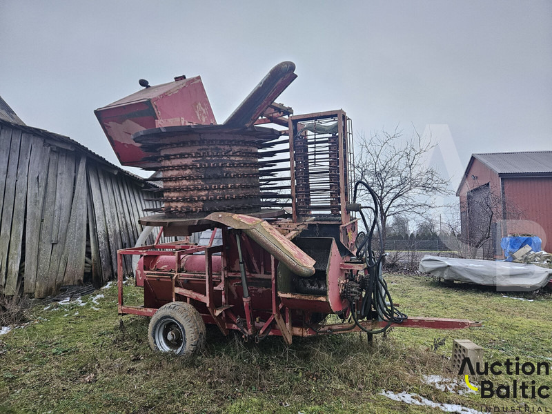 Selmaksan T.D.2900 - Ceifeira debulhadora: foto 4 Selmaksan T.D.2900 - Ceifeira debulhadora: foto 4