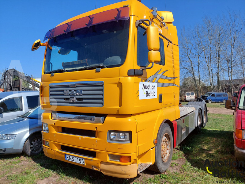 MAN TGA26.440 - Tractor: foto 1 MAN TGA26.440 - Tractor: foto 1