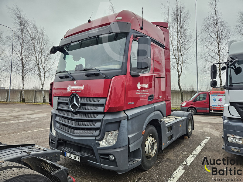 Mercedes-Benz Actros 1842 - Tractor: foto 1 Mercedes-Benz Actros 1842 - Tractor: foto 1