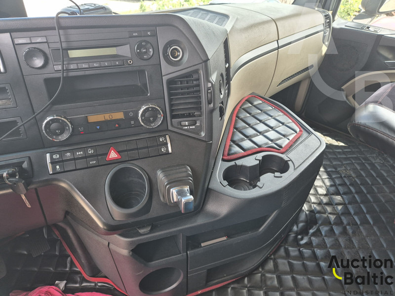 Leasing de Mercedes-Benz Actros 1843 Mercedes-Benz Actros 1843: foto 10