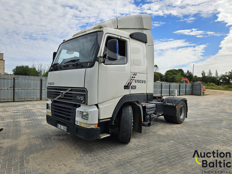 Volvo FH12 - Tractor: foto 1 Volvo FH12 - Tractor: foto 1