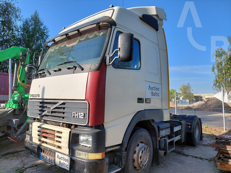 Volvo FH12 - Tractor: foto 1 Volvo FH12 - Tractor: foto 1