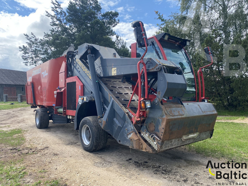 Trioliet TRIOTRAC 2-2000 - Equipamento de gado: foto 2 Trioliet TRIOTRAC 2-2000 - Equipamento de gado: foto 2