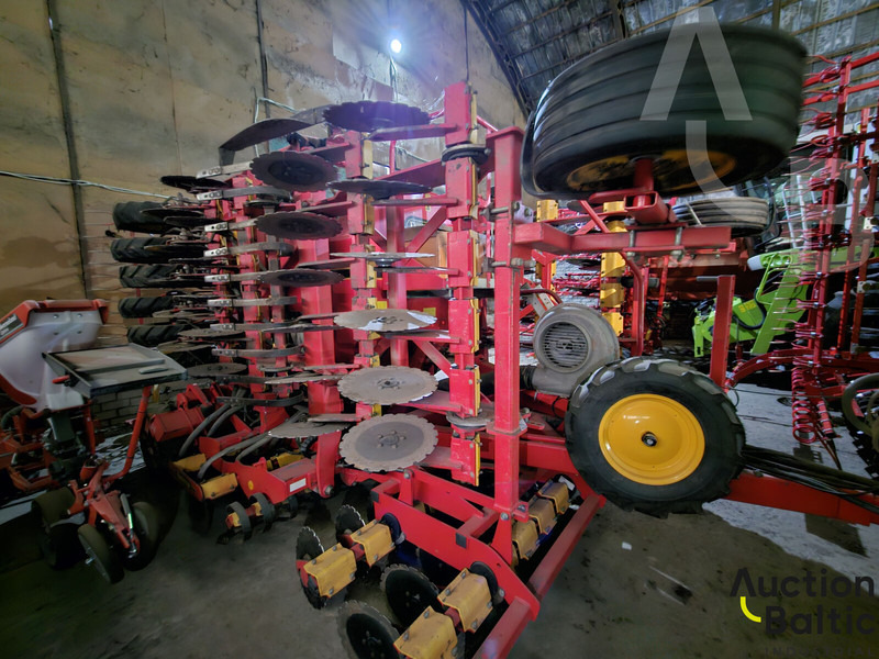 Vaderstad RapidA600S - Semeadora combinada: foto 3 Vaderstad RapidA600S - Semeadora combinada: foto 3