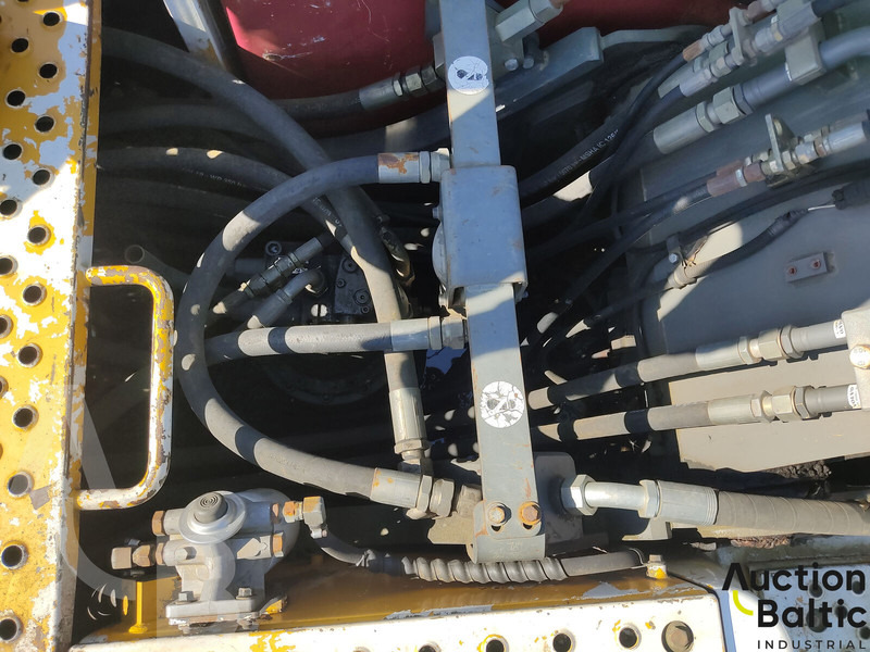 Escavadora de rastos Volvo EC 210 B N LC: foto 18