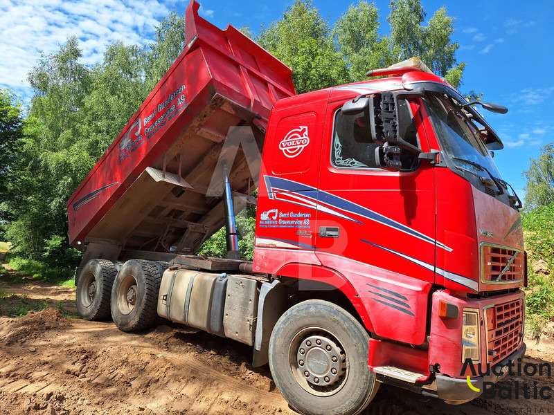 Volvo FH 16 6X4 - Camião basculante: foto 2 Volvo FH 16 6X4 - Camião basculante: foto 2