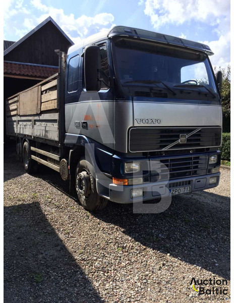 Volvo FH12 - Camião de caixa aberta/ Plataforma: foto 2 Volvo FH12 - Camião de caixa aberta/ Plataforma: foto 2