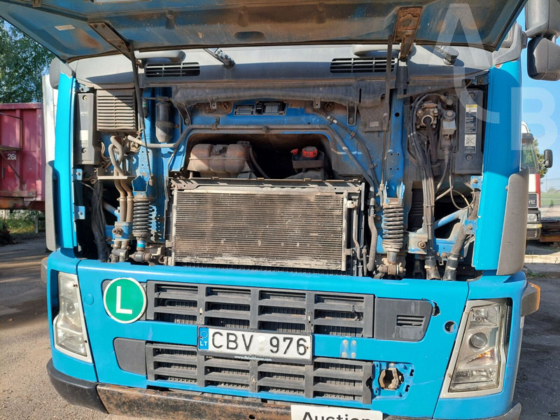 Volvo FH12 - Camião de transporte de madeira: foto 5 Volvo FH12 - Camião de transporte de madeira: foto 5
