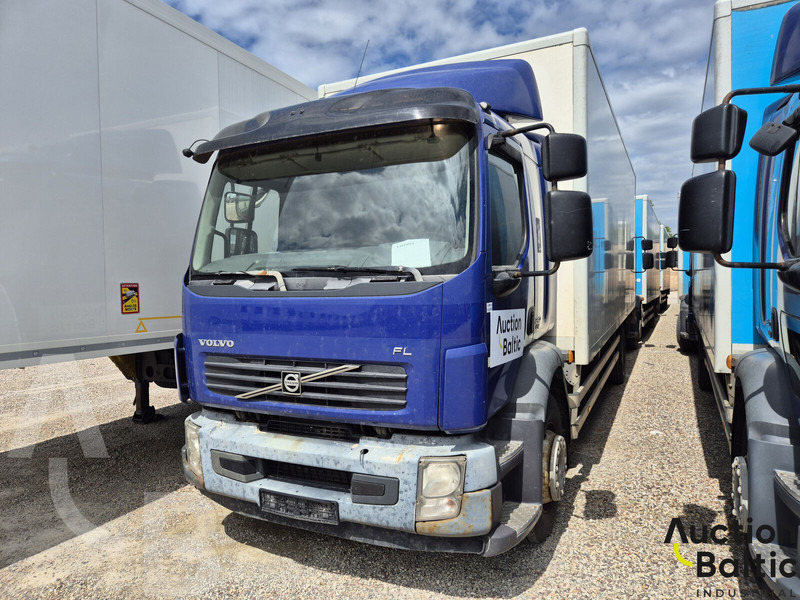 Volvo FL240 - Camião furgão: foto 1 Volvo FL240 - Camião furgão: foto 1