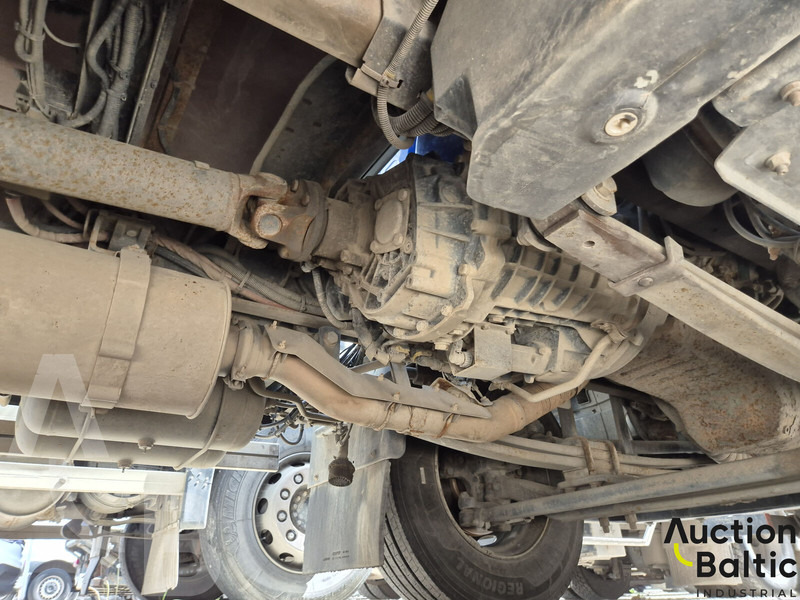 Camião furgão Volvo FL240: foto 6
