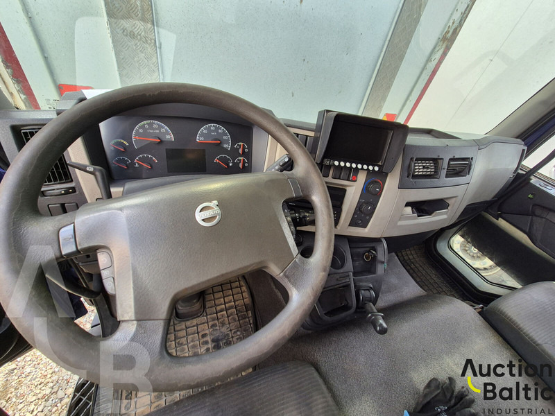 Volvo FL240 - Camião furgão: foto 5 Volvo FL240 - Camião furgão: foto 5