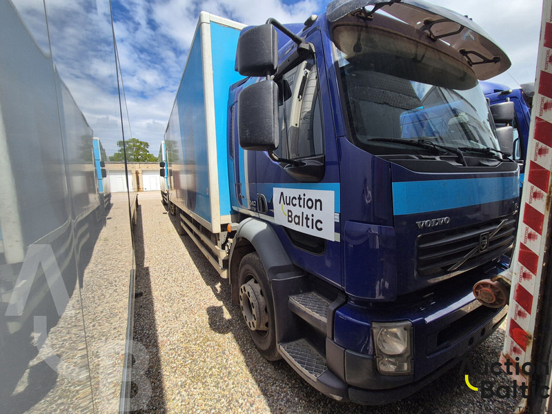 Volvo FL240 - Camião furgão: foto 2 Volvo FL240 - Camião furgão: foto 2