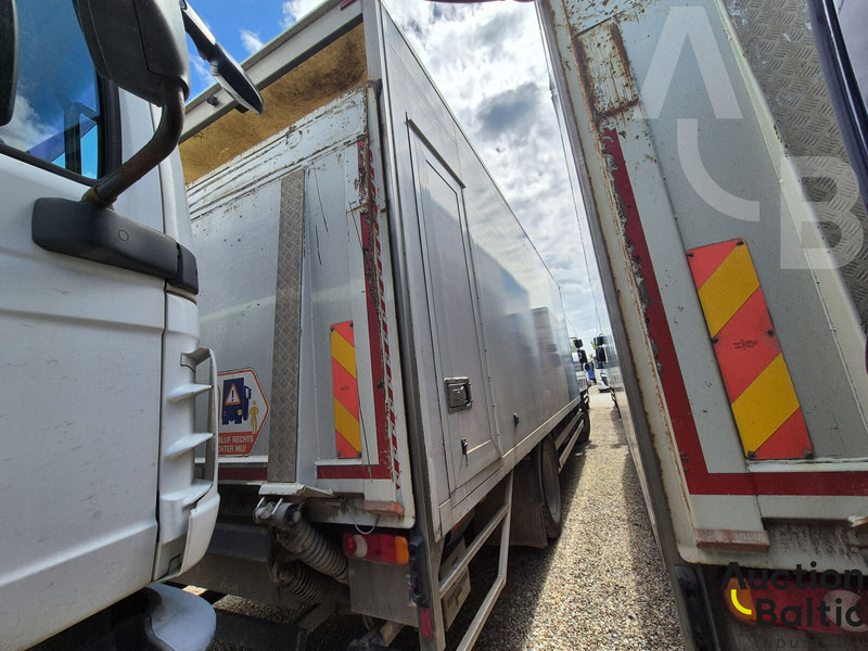 Volvo FL240 - Camião furgão: foto 3 Volvo FL240 - Camião furgão: foto 3