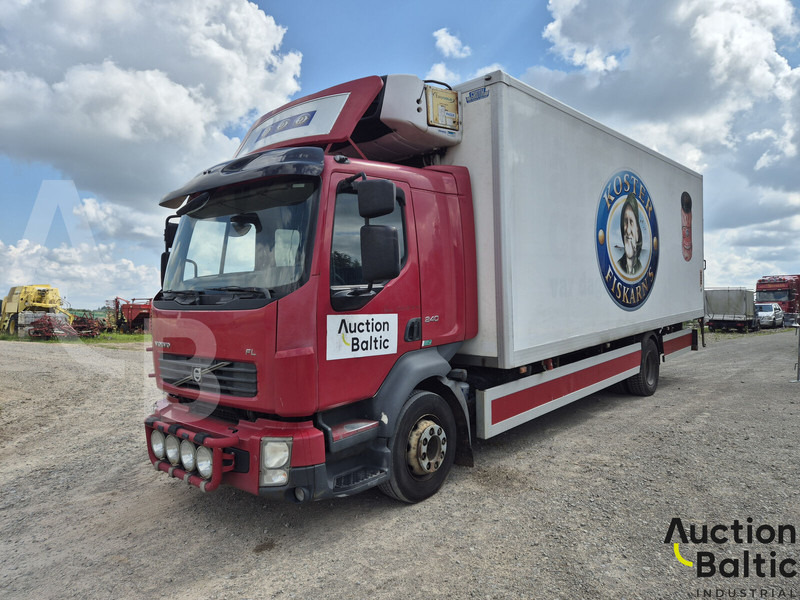Volvo FL240 - Camião frigorífico: foto 2 Volvo FL240 - Camião frigorífico: foto 2