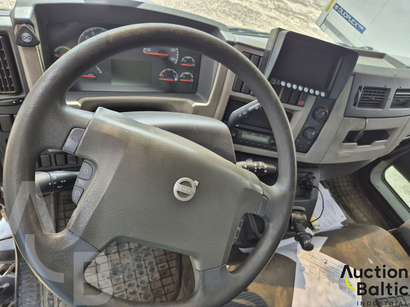 Volvo FL240 - Camião furgão: foto 5 Volvo FL240 - Camião furgão: foto 5