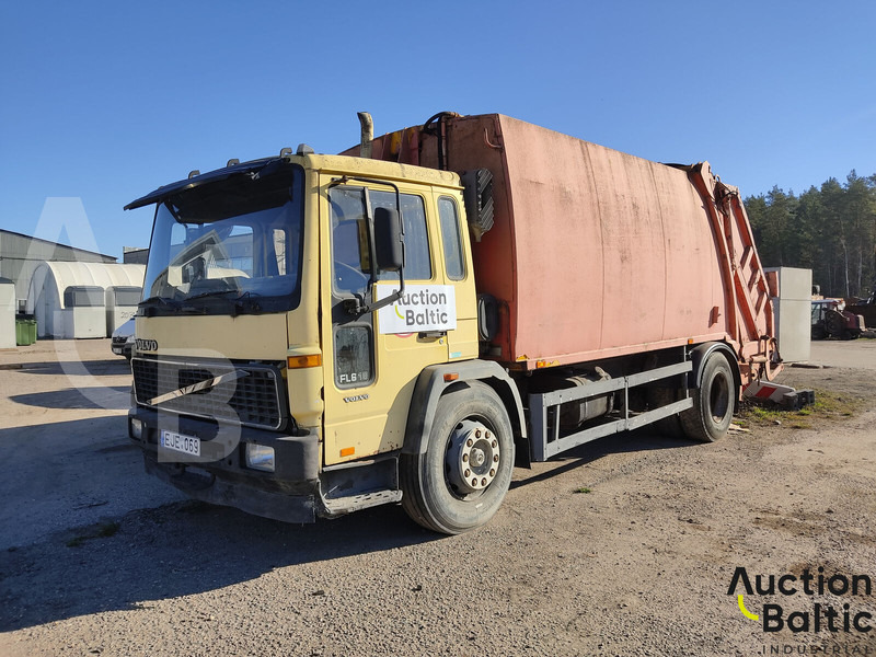 Volvo FL618 - Caminhão de lixo: foto 1 Volvo FL618 - Caminhão de lixo: foto 1