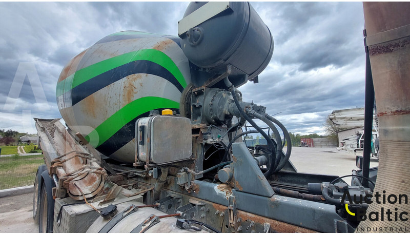 Volvo FM12 - Camião betoneira: foto 3 Volvo FM12 - Camião betoneira: foto 3