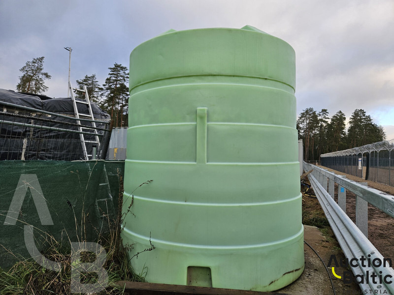 WATER tank - Caminhão tanque: foto 3 WATER tank - Caminhão tanque: foto 3