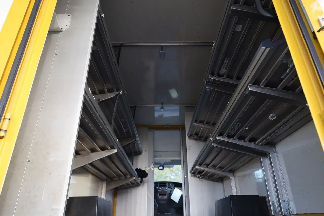 Carrinha de contentor Iveco Daily/ Regalsystem/Luftfeder/1. Hand: foto 7 Carrinha de contentor Iveco Daily/ Regalsystem/Luftfeder/1. Hand: foto 7