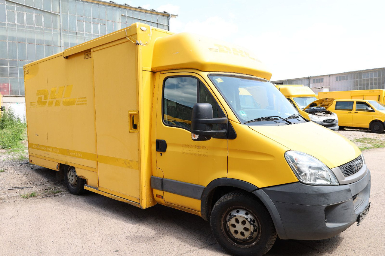 Iveco Daily/ Regalsystem/Luftfeder/Motorschaden - Carrinha de contentor: foto 2 Iveco Daily/ Regalsystem/Luftfeder/Motorschaden - Carrinha de contentor: foto 2