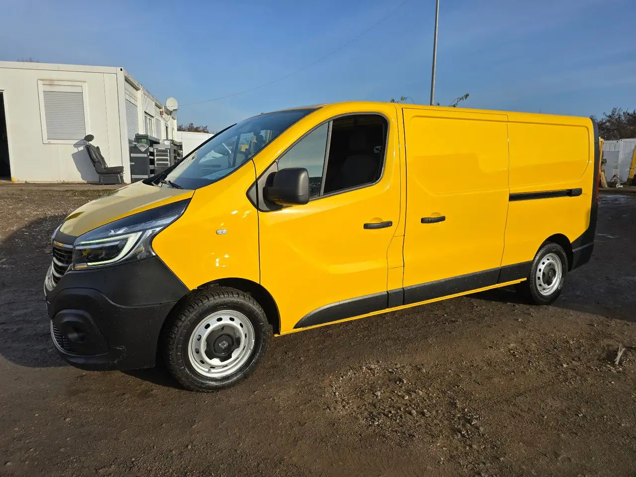 Renault Trafic Kasten L2H1 3,0t Komfort - Furgão: foto 1 Renault Trafic Kasten L2H1 3,0t Komfort - Furgão: foto 1