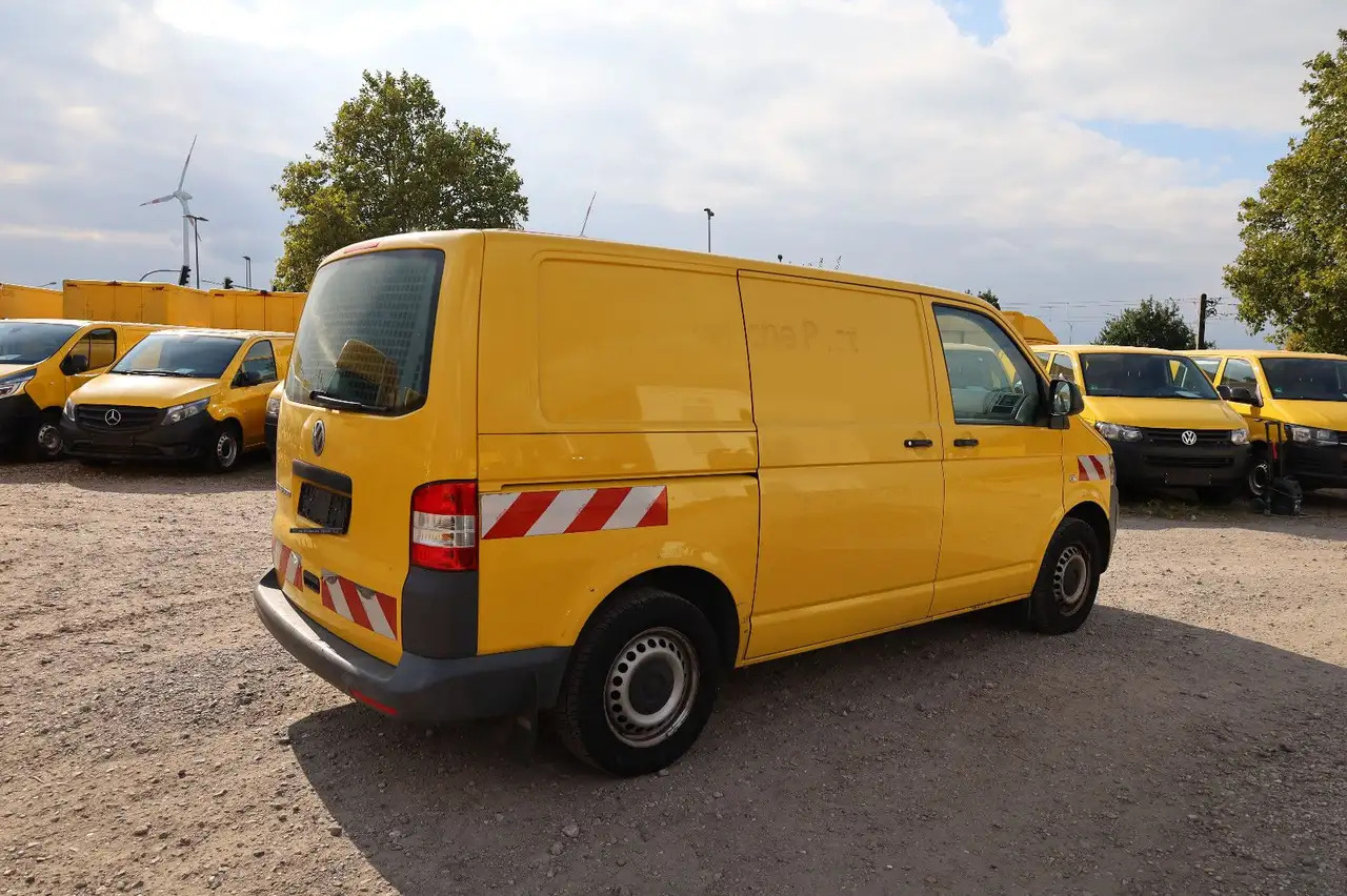 Volkswagen T5 Transporter/ 2.0 TDI/EU5/Werkstattfahrzeug - Furgão, Veículo municipal/ Especial: foto 4 Volkswagen T5 Transporter/ 2.0 TDI/EU5/Werkstattfahrzeug - Furgão, Veículo municipal/ Especial: foto 4