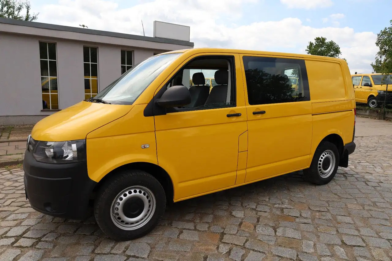 Volkswagen T5 Transporter Kasten-Kombi 2.0 TDI/EU5/5-Sitze - Automóvel: foto 3 Volkswagen T5 Transporter Kasten-Kombi 2.0 TDI/EU5/5-Sitze - Automóvel: foto 3