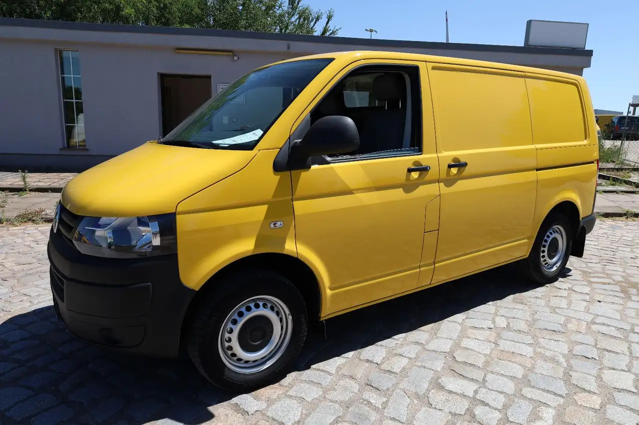 Volkswagen T5 Transporter Kasten-Kombi 2.0 TDI/EU5 - Automóvel: foto 2 Volkswagen T5 Transporter Kasten-Kombi 2.0 TDI/EU5 - Automóvel: foto 2