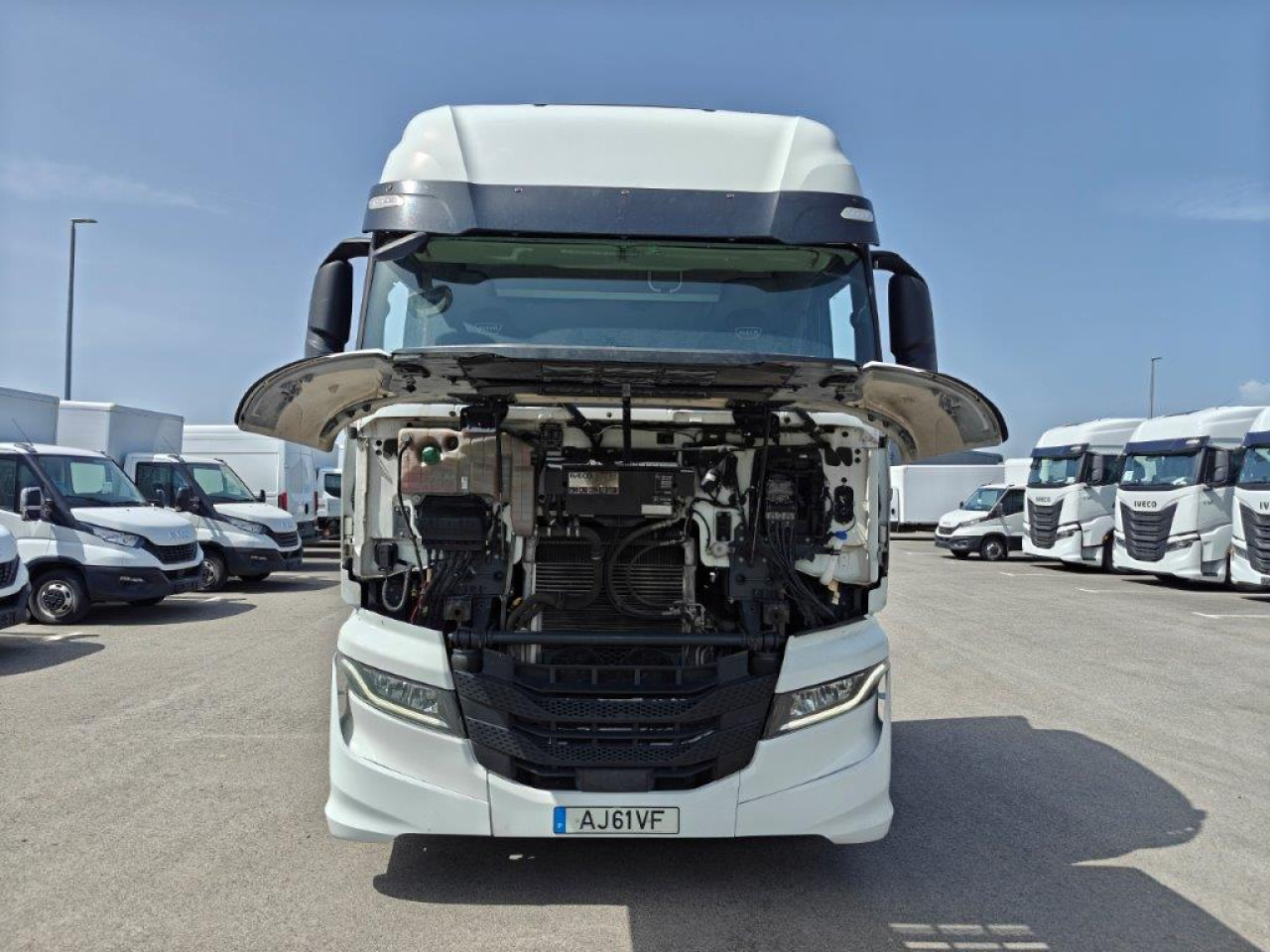IVECO Stralis AS440S46T/P2LNG Euro6 Intarder Klima - Tractor: foto 2 IVECO Stralis AS440S46T/P2LNG Euro6 Intarder Klima - Tractor: foto 2