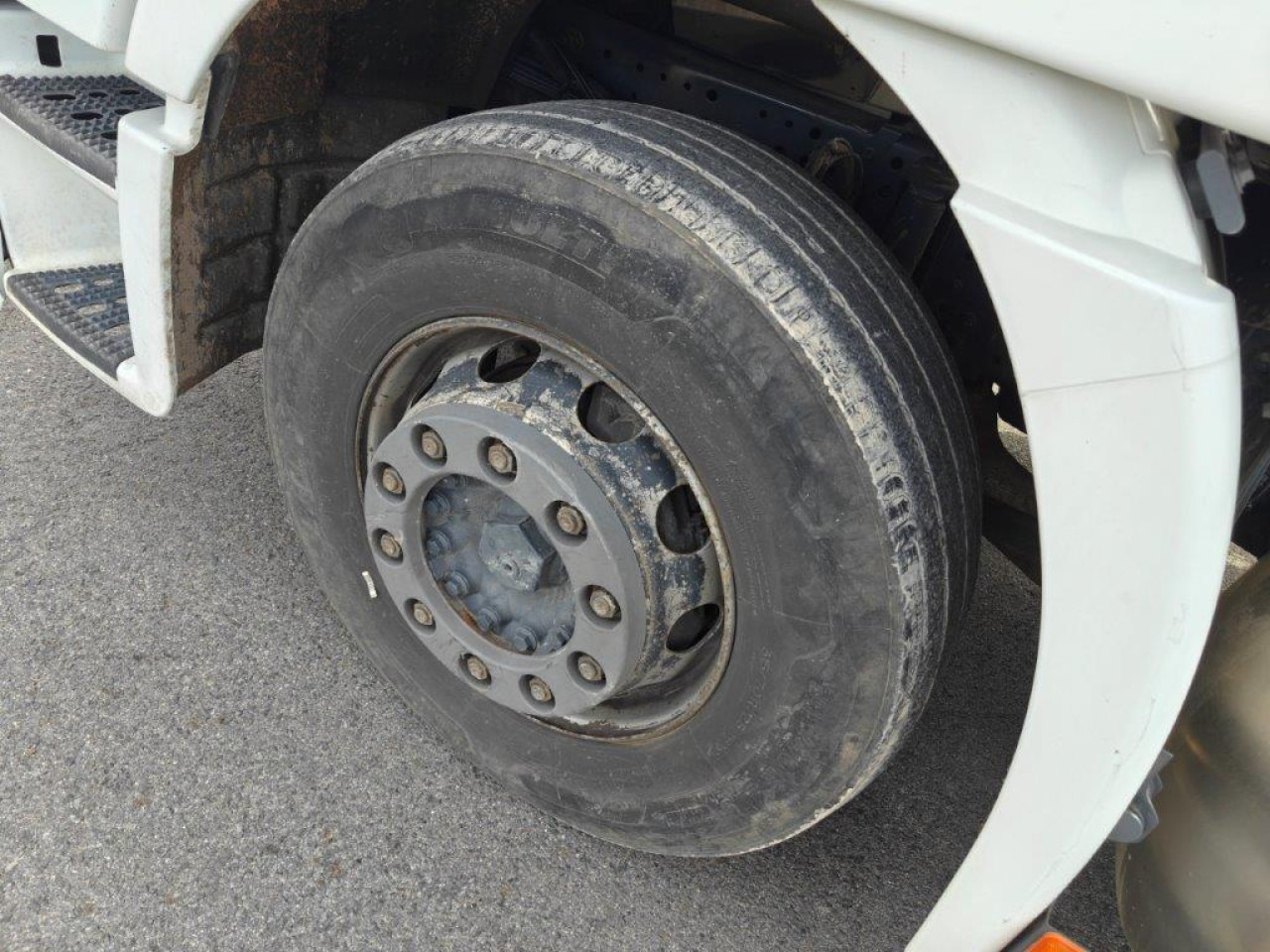 IVECO Stralis AS440S46T/PLNG Intarder Klima Luftfeder ZV - Tractor: foto 5 IVECO Stralis AS440S46T/PLNG Intarder Klima Luftfeder ZV - Tractor: foto 5