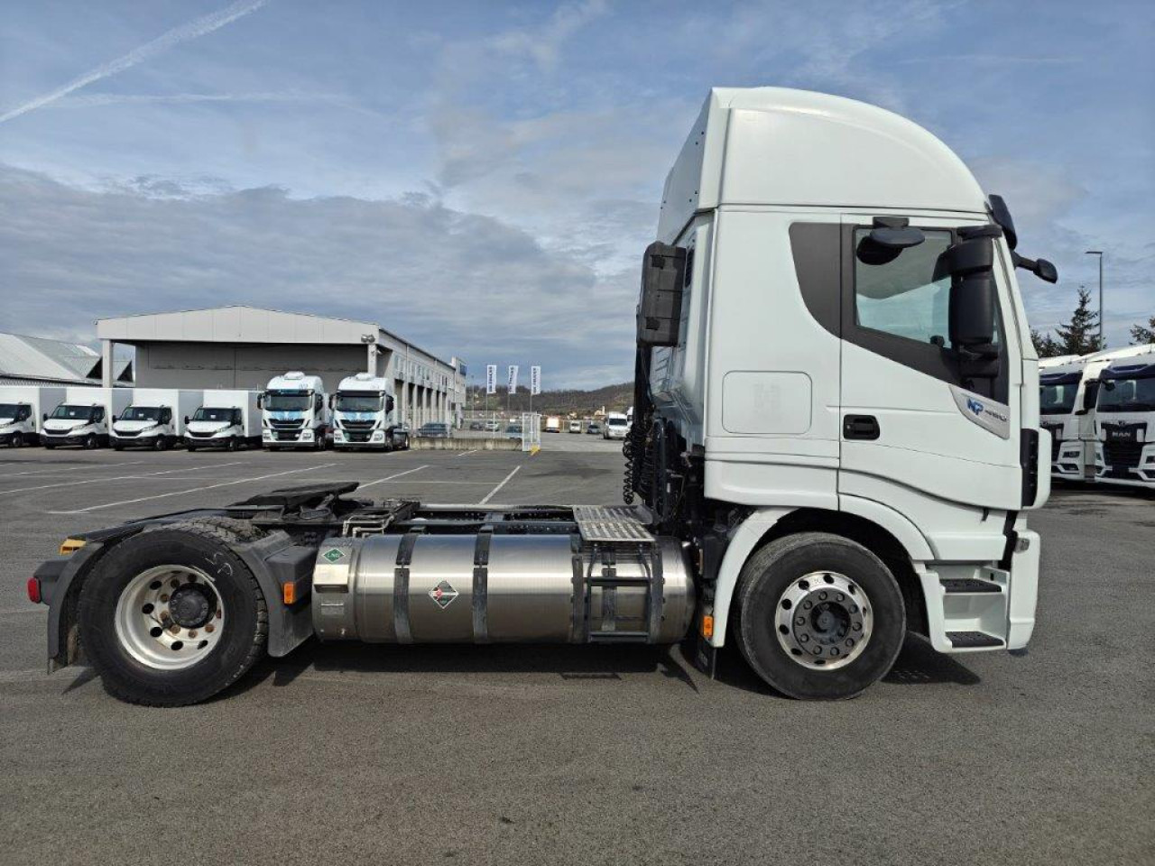 Tractor IVECO Stralis AS440S46T/PLNG Intarder Klima Luftfeder ZV: foto 22 Tractor IVECO Stralis AS440S46T/PLNG Intarder Klima Luftfeder ZV: foto 22